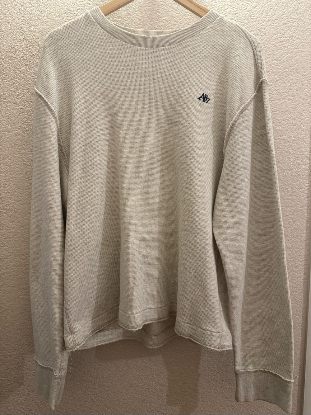 Men’s Long Sleeve Crewneck Shirt